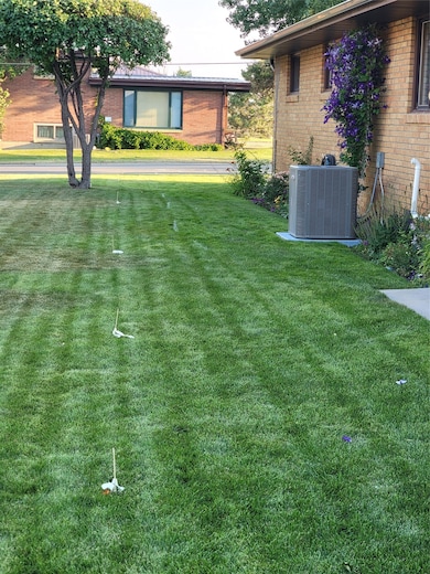 415 Jimmy Ave, Shelby, MT 59474 - photo 4