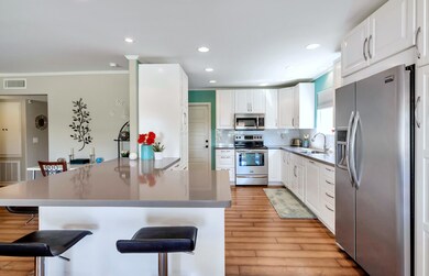 White Cabinetry w/ Soft Close