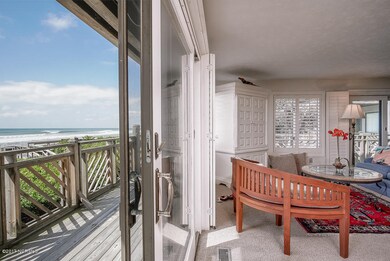 Living to Oceanview Deck