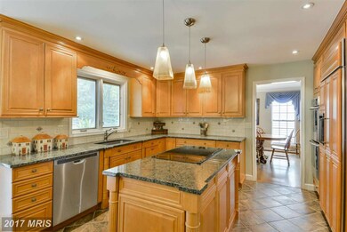 17923 Wheatridge Dr, Germantown, MD 20874 - photo 7