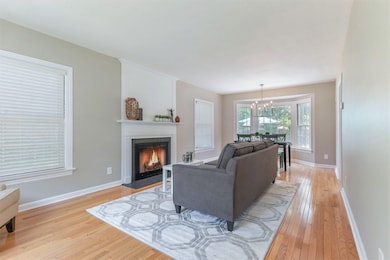 1028 Clover St, Kalamazoo, MI 49008 - photo 5