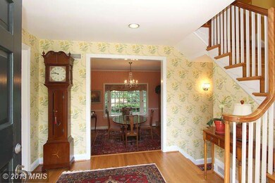 7306 Brennon Ln, Chevy Chase, MD 20815 - photo 2