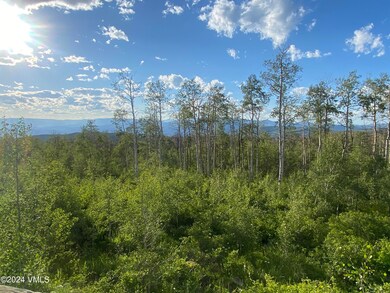 Lush w/trees