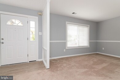 11421 Laurelwalk Dr, Laurel, MD 20708 - photo 4