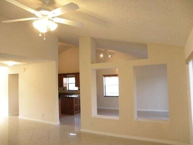 22572 Blue Fin Trail, Boca Raton, FL 33428 - photo 3