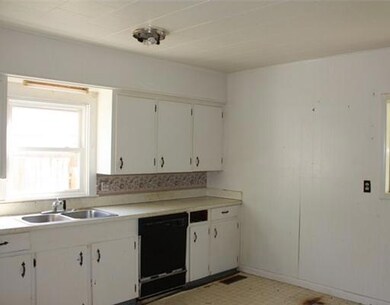 917 N Main St, Bentonville, AR 72712 - photo 2