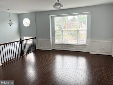 9075 Alexander Way, Manassas Park, VA 20111 - photo 5