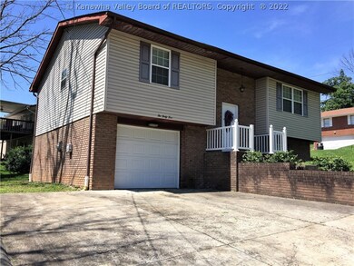 245 Pine Cir, Dunbar, WV 25064 - photo 3