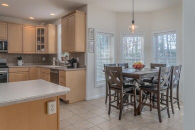 25 Edinburgh Rd, Windham, NH 03087 - photo 5