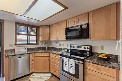 410 NE Anderson St unit C, Grants Pass, OR 97526 - photo 7