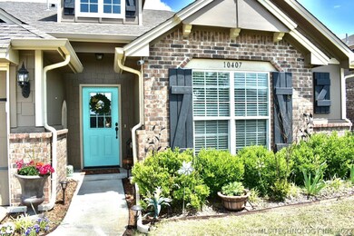 Welcome Home with such sweet curb appeal!