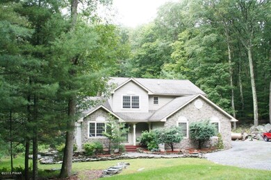 427 Spruce St, Hawley, PA 18428 - photo 2