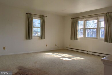 814 Terrace Dr, Lewisburg, PA 17837 - photo 5