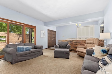 706 Yorkshire Ct, Washington, IL 61571 - photo 7