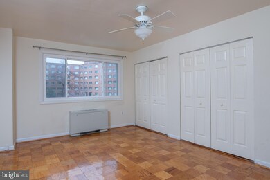 The Lancaster unit 215, Arlington, VA 22204 - photo 6