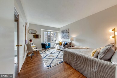 The Winthrop unit 505, Washington, DC 20036 - photo 6