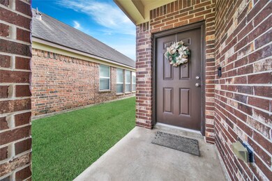 8015 Oahu Ct, Houston, TX 77040 - photo 2