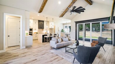 1015 Glenoaks Dr, Weatherford, TX 76088 - photo 6