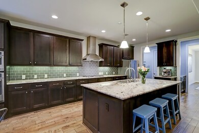 1437 Chamboard Ln, Houston, TX 77018 - photo 6