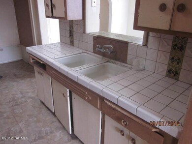 4642 E 13th St, Tucson, AZ 85711 - photo 6