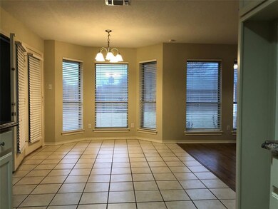 3202 Crockett St, Granbury, TX 76049 - photo 7