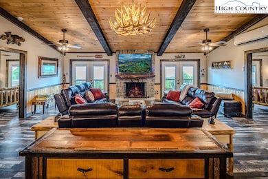 128 Hawthorn Rd, Beech Mountain, NC 28604 - photo 5