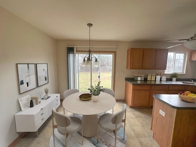 unlisted-address, Round Lake, IL 60073 - photo 6