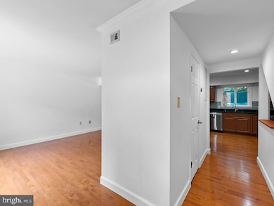 2459 Pyrenees Ct, Reston, VA 20191 - photo 4