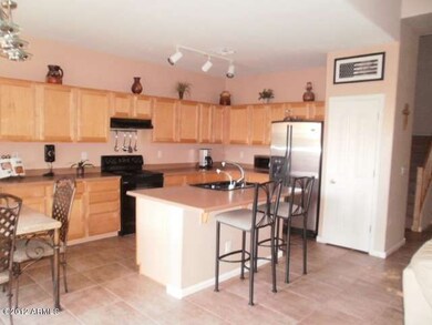 Linda kitchen 1