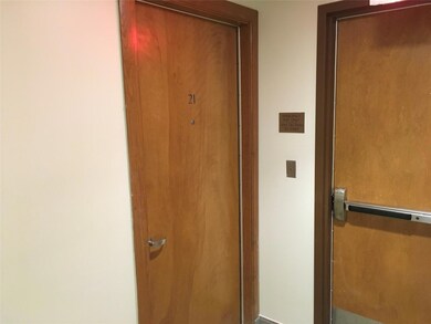 Detailed view of elevator