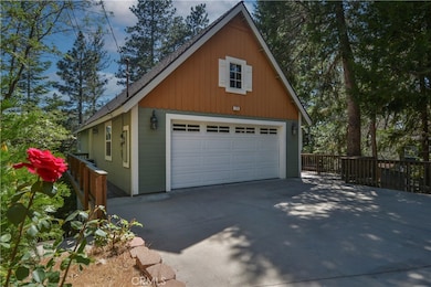 173 Grizzly Rd, Lake Arrowhead, CA 92352 - photo 2