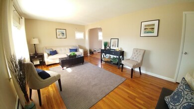 369 Stapleton Rd, Springfield, MA 01109 - photo 3