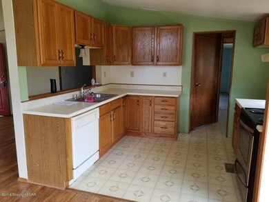 124 Upper Greenhill Rd, Kunkletown, PA 18058 - photo 7