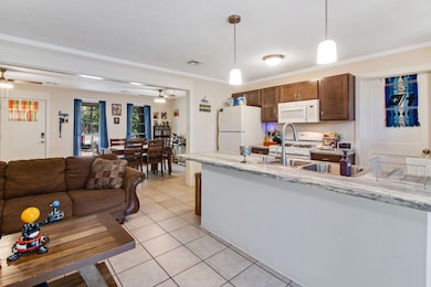 5-web-or-mls-876-e-walnut-ave