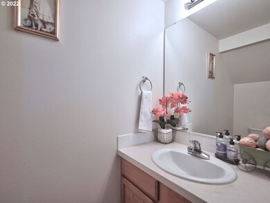 217 NE 146th Ave unit 34, Portland, OR 97230 - photo 4