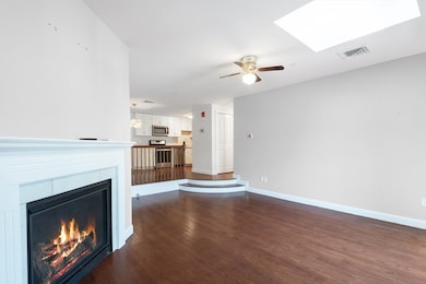 1214 Vfw Pkwy unit 37, West Roxbury, MA 02132 - photo 3