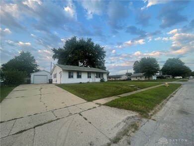 250 Cato Dr, Xenia, OH 45385 - photo 4