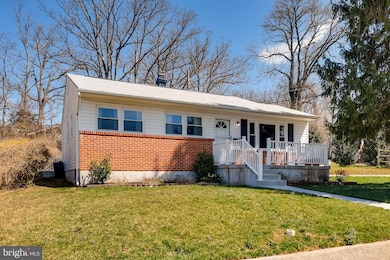 419 Montemar Ave, Catonsville, MD 21228 - photo 3