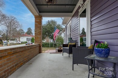 407 Walnut St, Camden, SC 29020 - photo 5