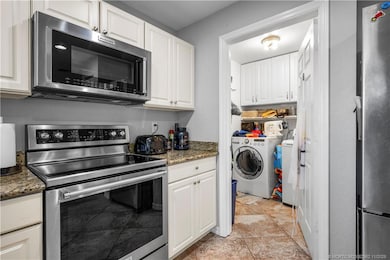 5532 SE Graham Dr, Stuart, FL 34997 - photo 3