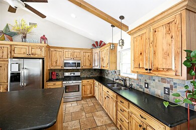 778 Keys Landing, Bowie, TX 76230 - photo 7