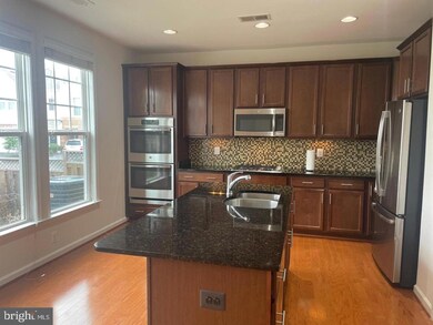 41827 Diabase Square, Aldie, VA 20105 - photo 2