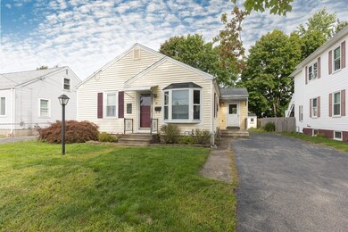 22 Mowry St, Pawtucket, RI 02861 - photo 2