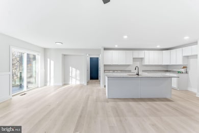 251 Sachem Hill, Hedgesville, WV 25427 - photo 3