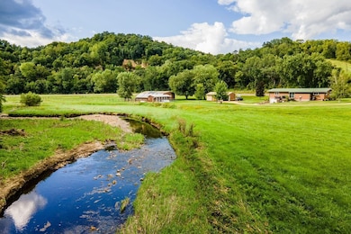 11565 Us Hwy 18, Prairie Du Chien, WI 53821 - photo 5