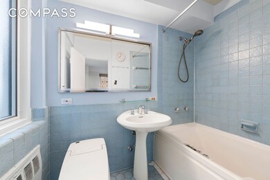 Coliseum Park Apartments unit 11M, New York, NY 10023 - photo 5