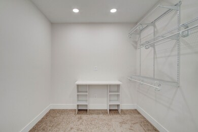 1425 W 4th St, Anderson, IN 46016 - photo 3