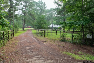 951 County Road 4414, Jacksonville, TX 75766 - photo 2