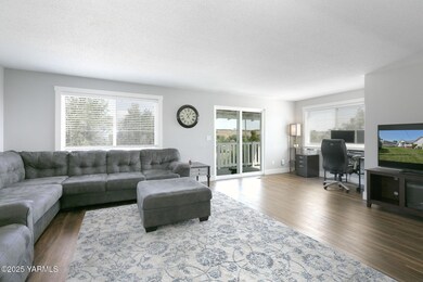 910 Gromore Rd, Yakima, WA 98908 - photo 6