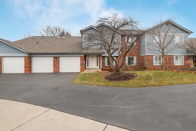 1537 Commodore Ct unit 3, Schaumburg, IL 60193 - photo 2